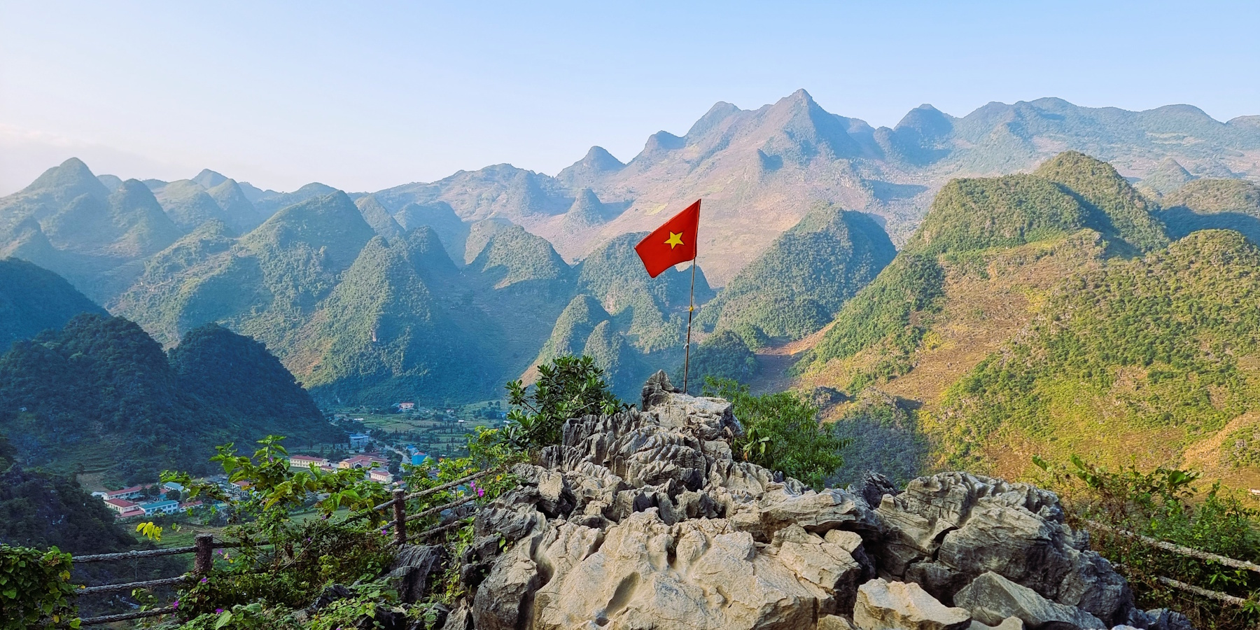 der Ha Giang Loop in Vietnam führt durch die nördlichste Bergregion des Landes